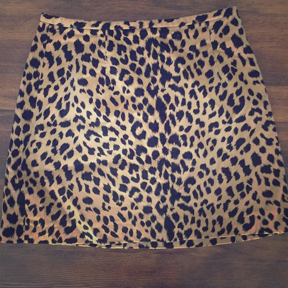 Ann Taylor Loft velvet leopard mini skirt - Picture 4 of 7